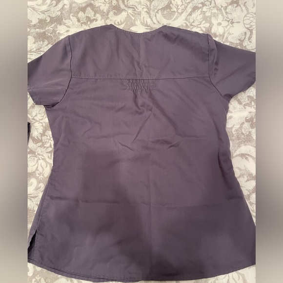 Women’s Grey’s Anatomy Scrub Set Size Medium Gray - Picture 9 of 9